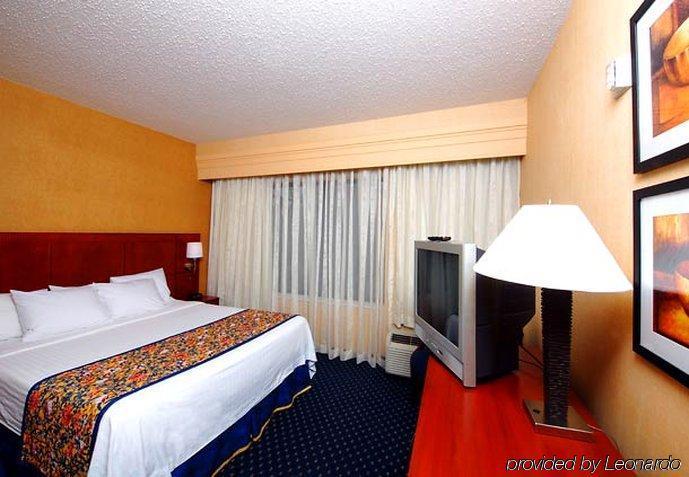 Courtyard By Marriott Knoxville Airport Alcoa Ruang foto